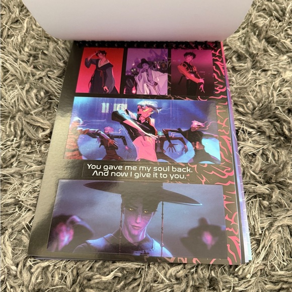 K-POP Demon Hunters Sticker Book - 1000+“NEW” - Picture 6 of 12